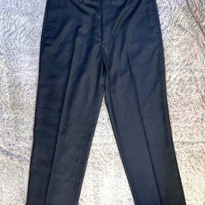 Van Heusen Flat Front Dress Pants/Wrinkle Resistant BNWT Size 34/32 $75 MSRP